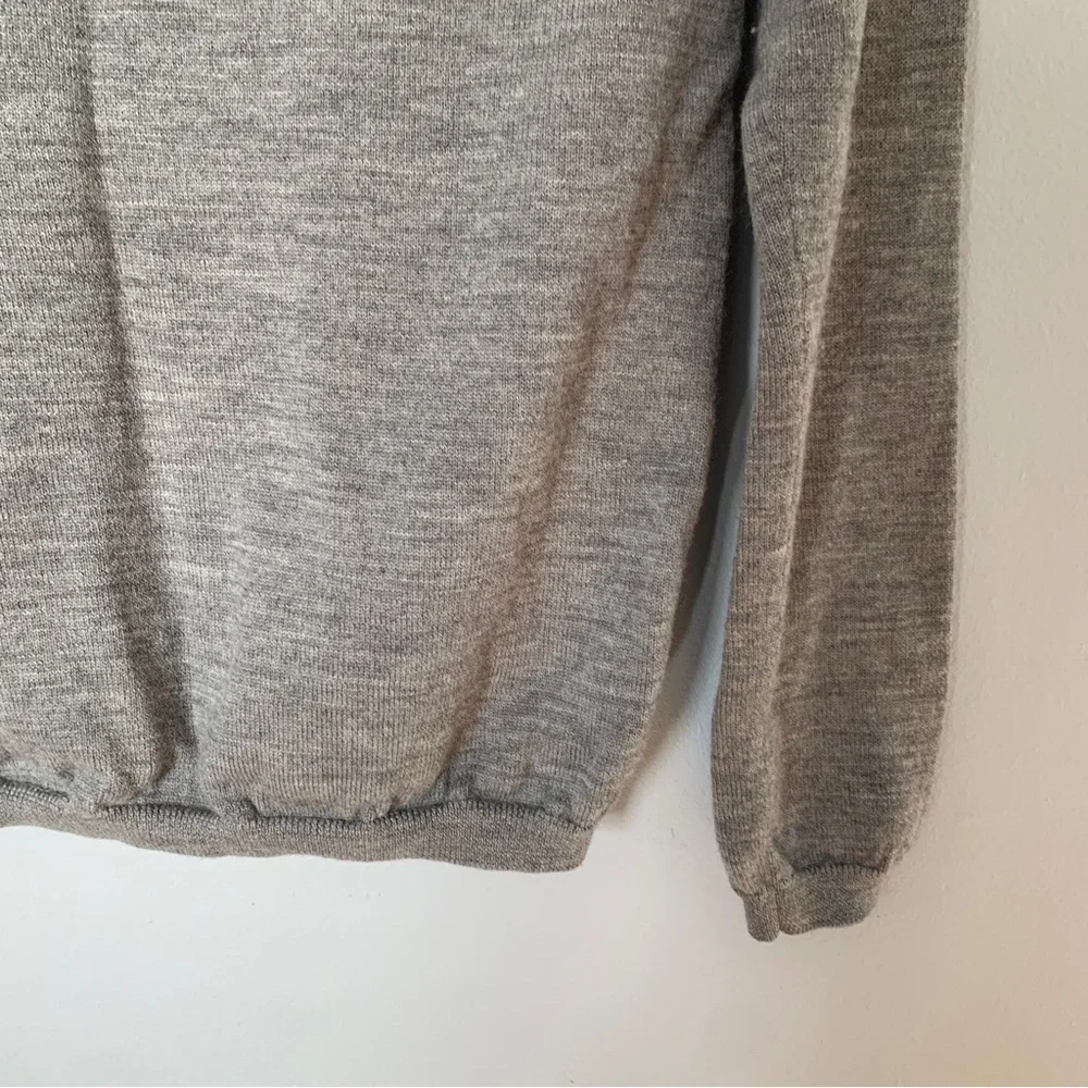 J. Crew factory // Grey, white Geo design merino wool sweater size medium A26